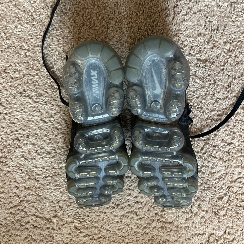 NIKE BLACK VAPORMAX - Picture 2 of 3